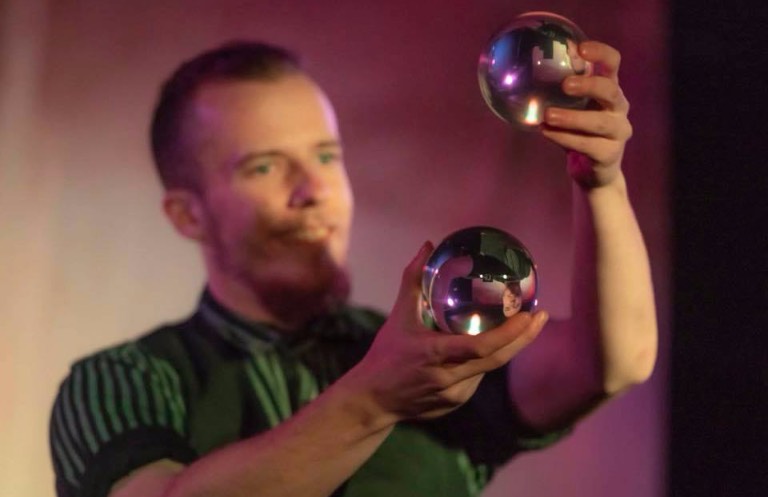 hire a Contact Ball Juggler