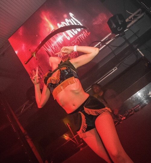 halloween performer