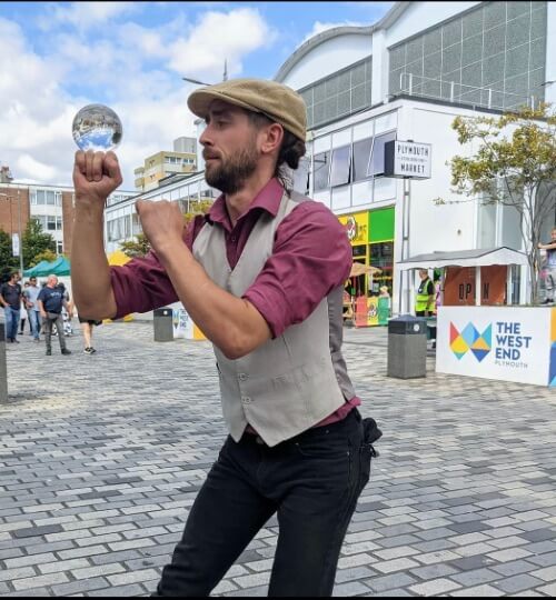 circus carnival performers