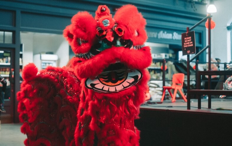 hire a Chinese lion