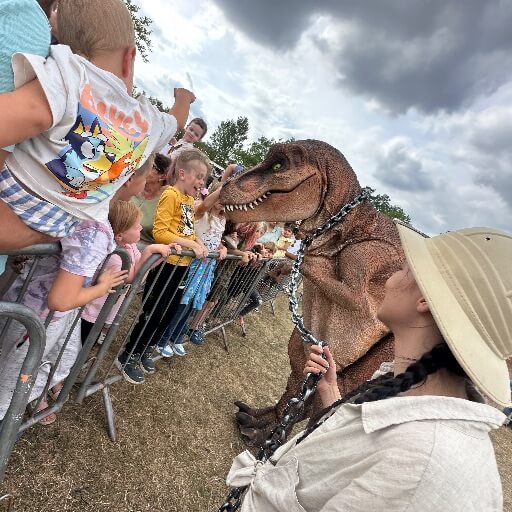 telford balloon fiesta dinosaurs