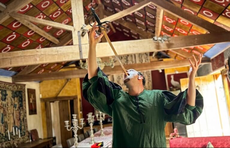 medieval sword swallower